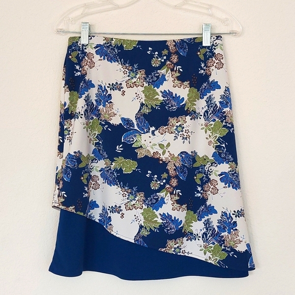 Petite Sophisticate skirt NWOT - Picture 2 of 7